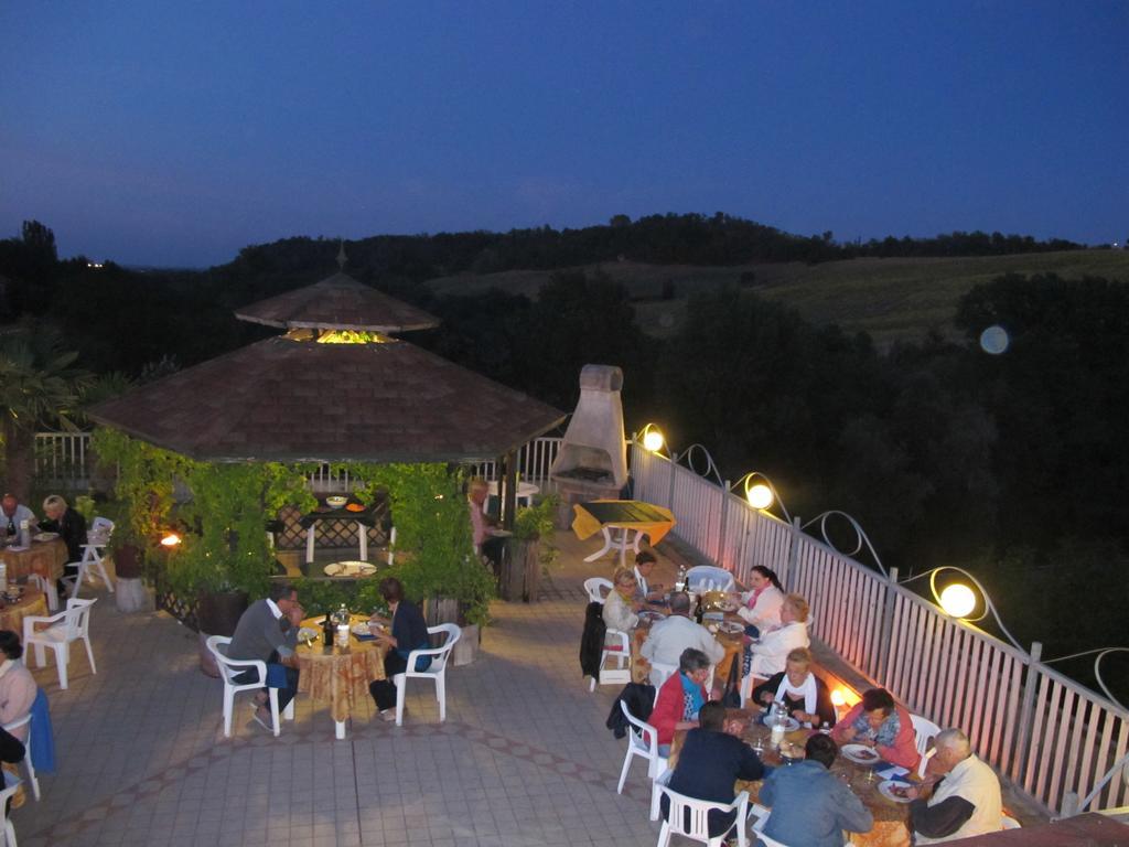 Hotel Sporting Tabiano Terme Buitenkant foto