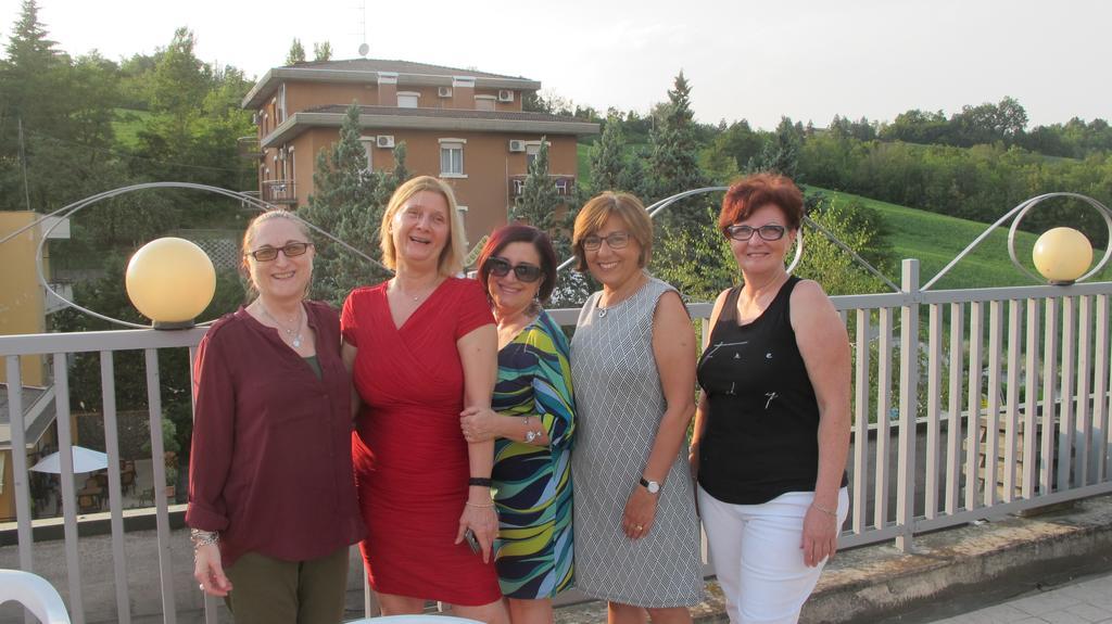 Hotel Sporting Tabiano Terme Buitenkant foto