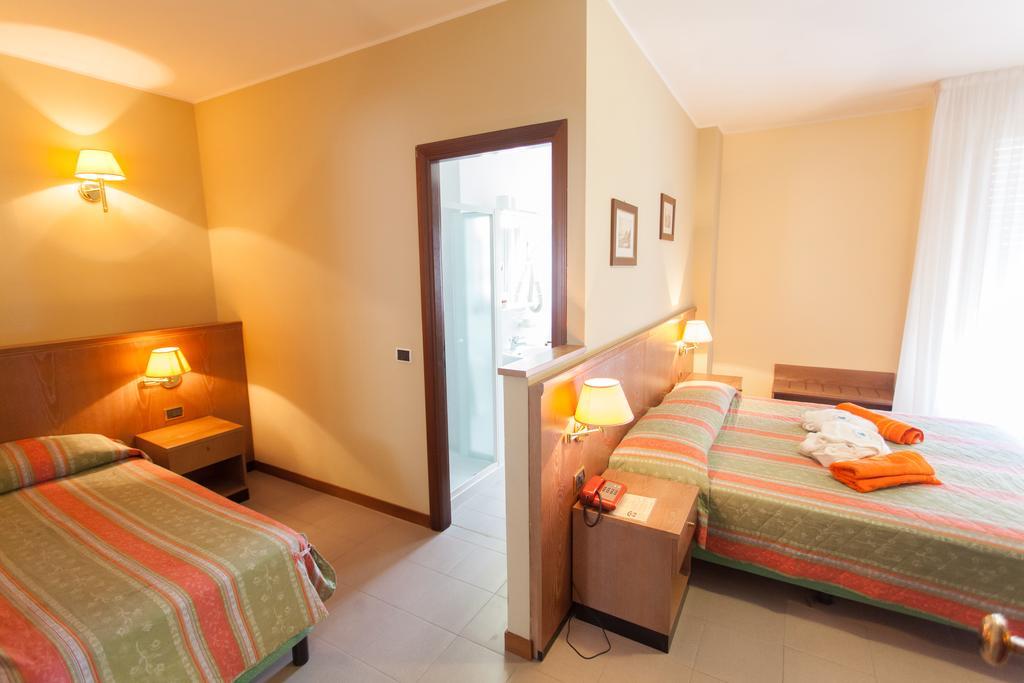 Hotel Sporting Tabiano Terme Buitenkant foto